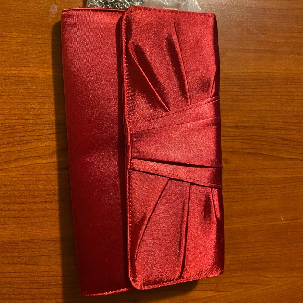 Charmig Charlie Red Clutch